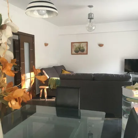 Casa Edu 빌라 라고아